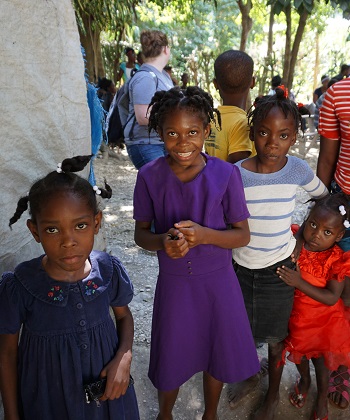 Monthly Giving: Sipòtè/Supporter